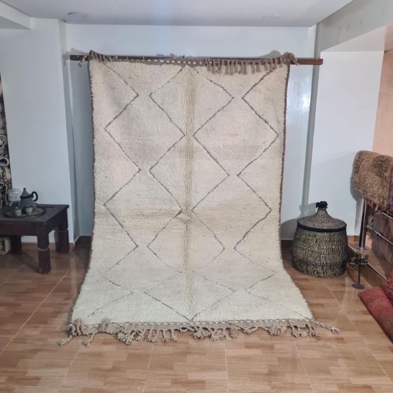 White Hafram Marokkaans handgemaakt tapijt